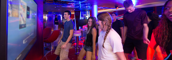 Carnival Valor digital-play-teens-2.jpg